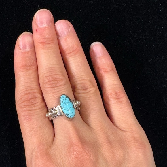 Turquoise Sterling Silver Ring Southwestern Style Size 6 - Picture 3 of 8